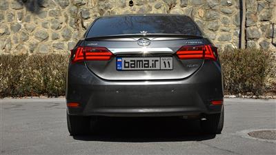 نمای عقب تویوتا کرولا